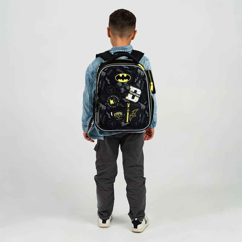 Рюкзак школьный каркасный Kite Education DC Batman DC25-555S