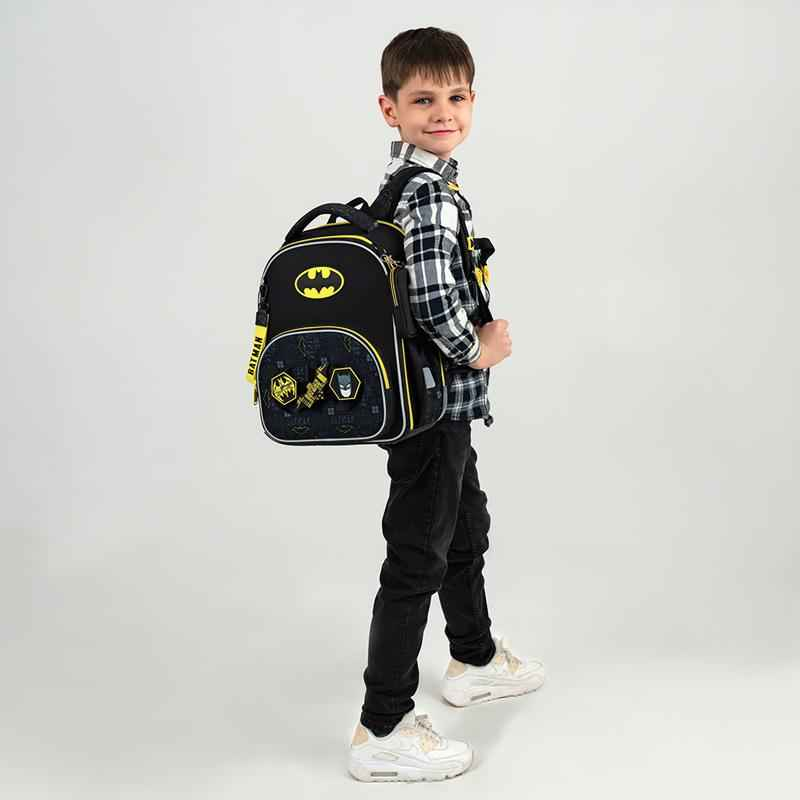Рюкзак шкільний каркасний Kite Education DC Batman DC25-556M