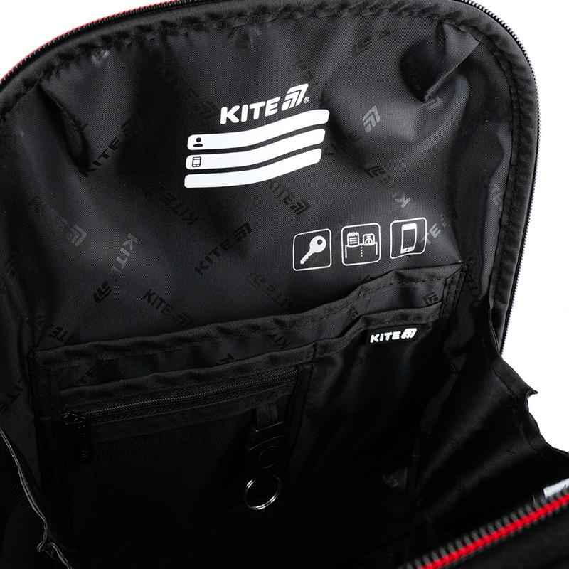 Просторе відділення рюкзака Kite HW25-555S з кишенями для організації.