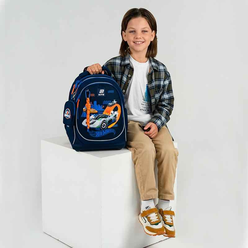 Рюкзак школьный Kite Education Hot Wheels HW25-724S