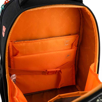 Просторе головне відділення рюкзака Kite TF25-555S.